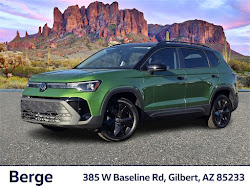 2025 Volkswagen Taos 1.5T SE Black