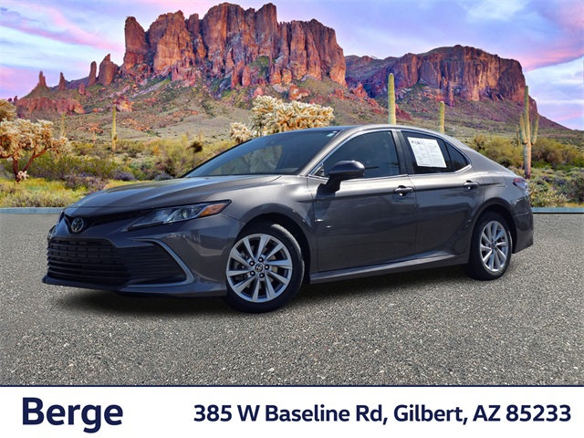 2022 Toyota Camry LE