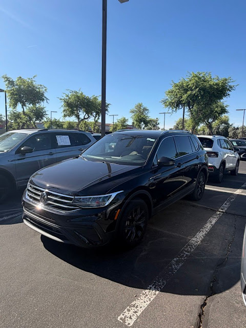 2024 Volkswagen Tiguan 2.0T SE