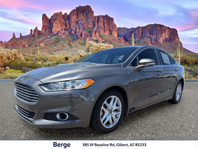2016 Ford Fusion SE