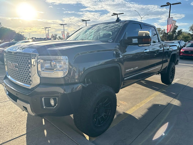 2015 GMC Sierra 2500HD Denali