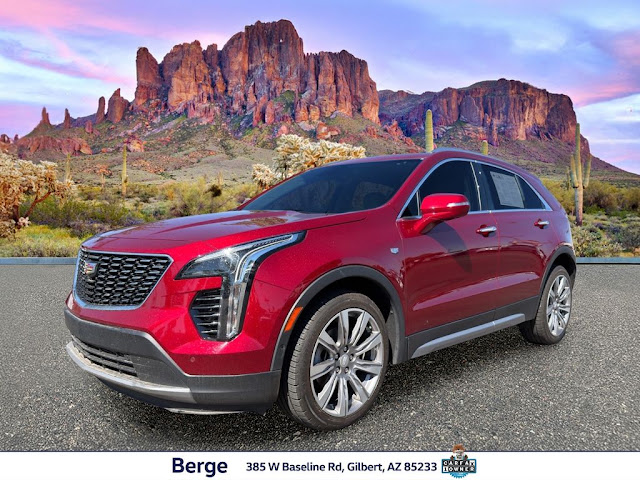 2022 Cadillac XT4 Premium Luxury